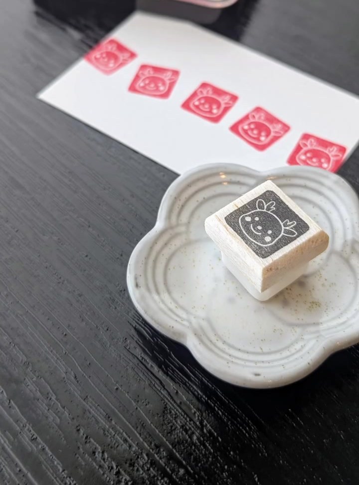 測量会社のキャラクターはんこ作品